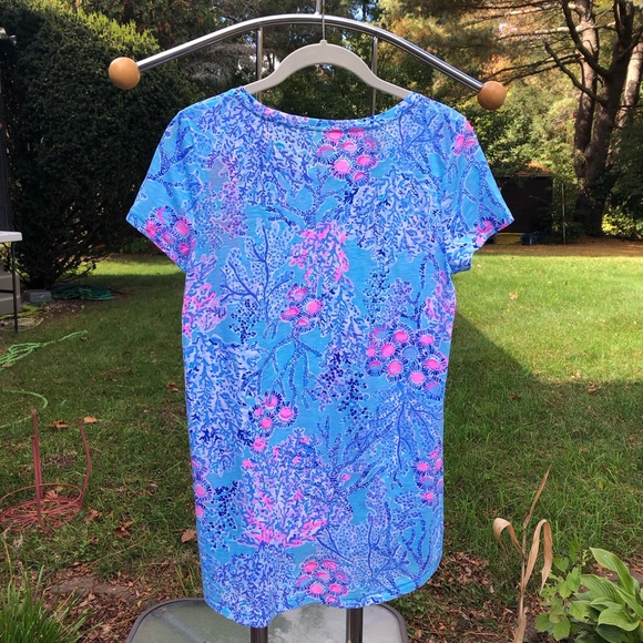 Lilly Pulitzer Etta Top - Picture 2 of 5